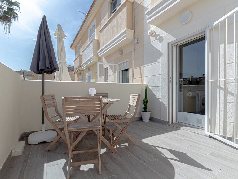 Town House for Sale in Cabo Roig, Alicante 38