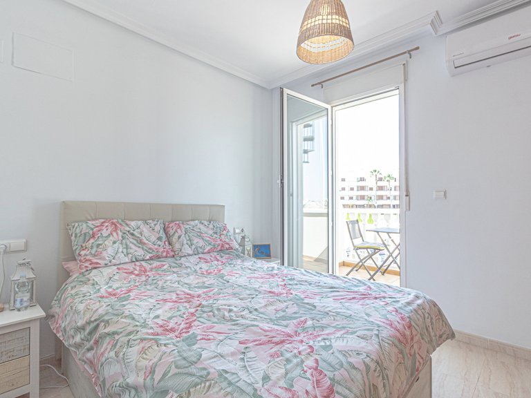Town House for Sale in Cabo Roig, Alicante 25