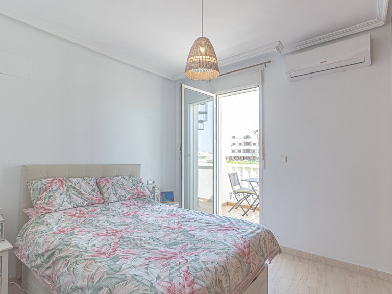 Town House for Sale in Cabo Roig, Alicante 23
