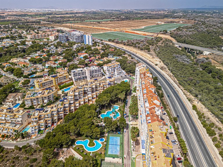 Apartment for Sale in Campoamor, Alicante 46
