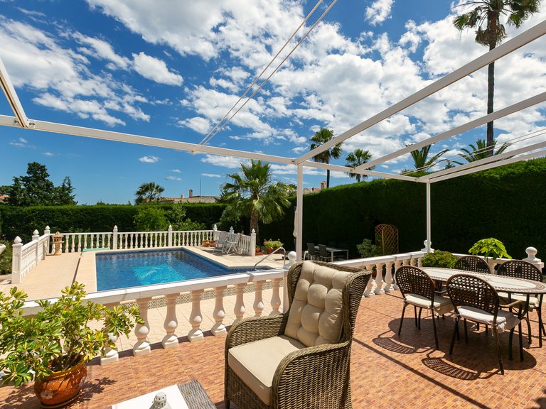 Villa for Sale in Los Balcones, Alicante 3