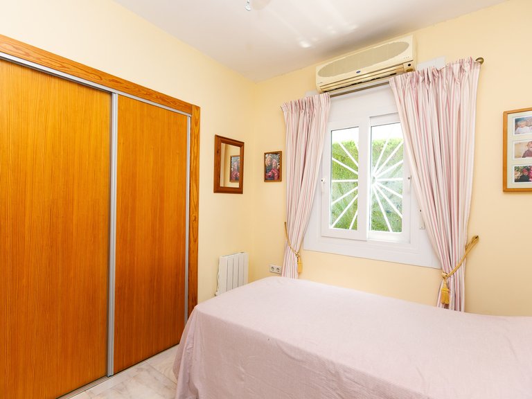 Villa for Sale in Los Balcones, Alicante 50