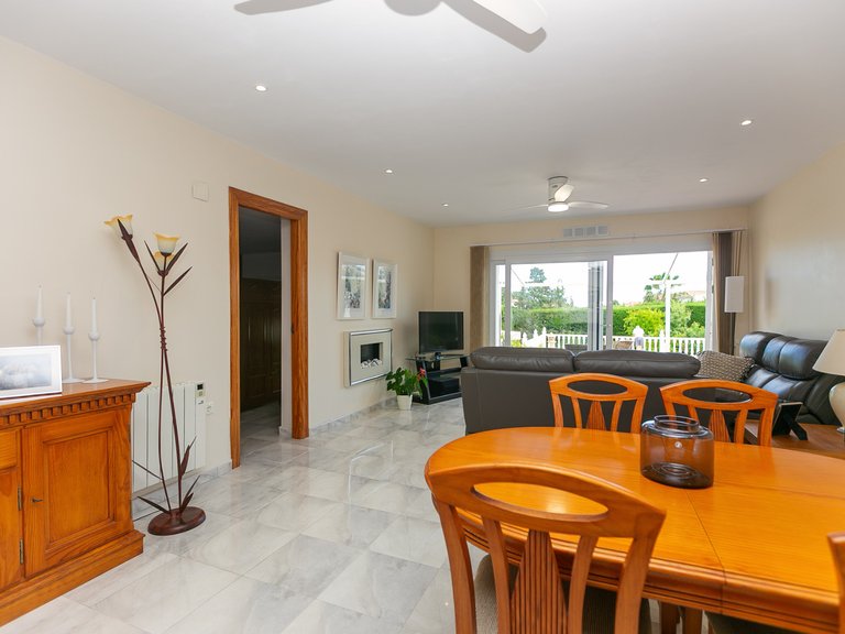 Villa for Sale in Los Balcones, Alicante 18