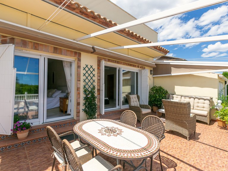 Villa for Sale in Los Balcones, Alicante 12