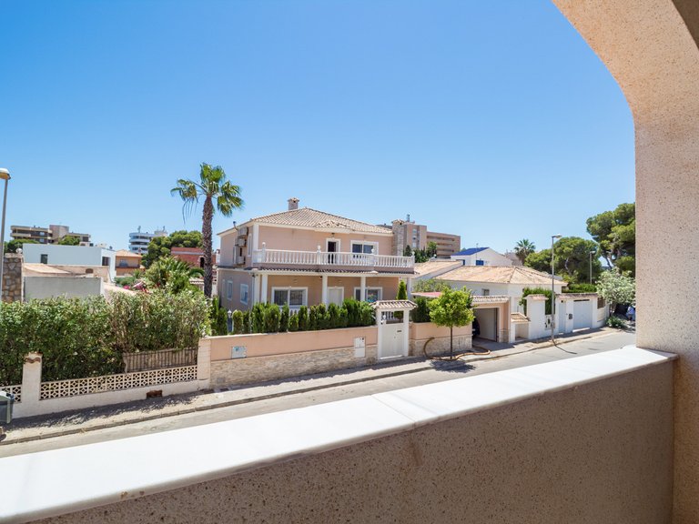 Apartment for Sale in La Zenia, Alicante 2