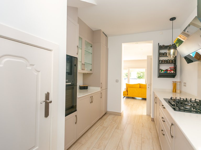 Villa for Sale in Villamartin, Alicante 16