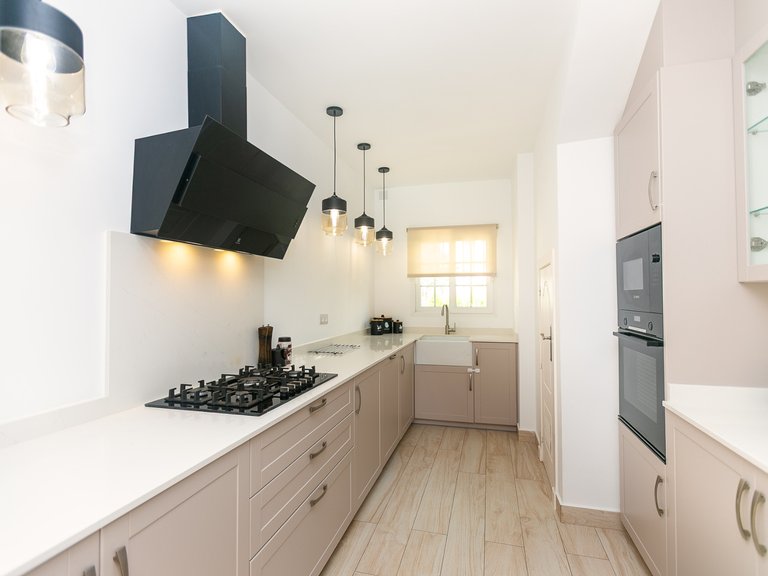 Villa for Sale in Villamartin, Alicante 17
