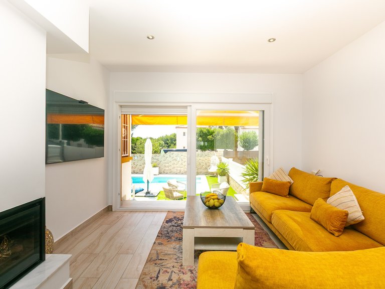 Villa for Sale in Villamartin, Alicante 7