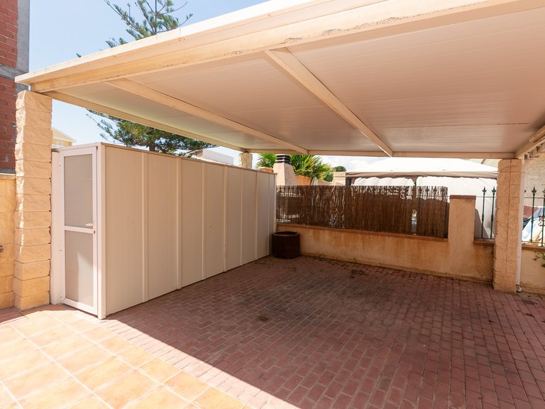 Villa for Sale in La Zenia, Alicante 49