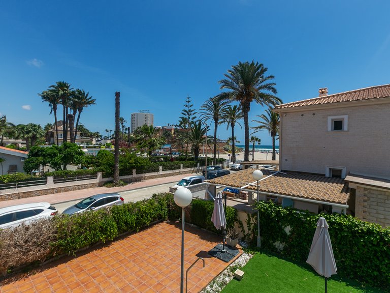 Villa for Sale in La Zenia, Alicante 1