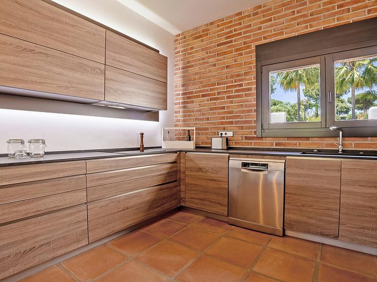 Villa for Sale in La Cala Golf, Malaga 10