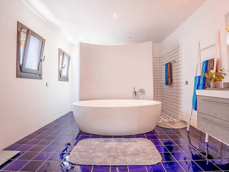 Villa for Sale in La Cala Golf, Malaga 15
