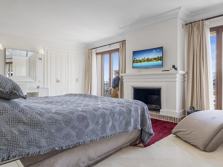 Town House for Sale in Costa del Sol Benahavís, Malaga 9