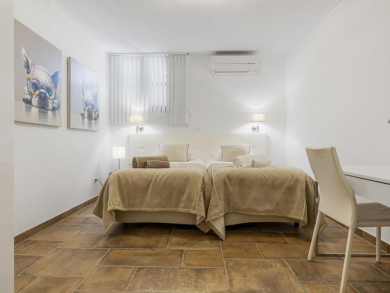 Town House for Sale in Costa del Sol Benahavís, Malaga 15