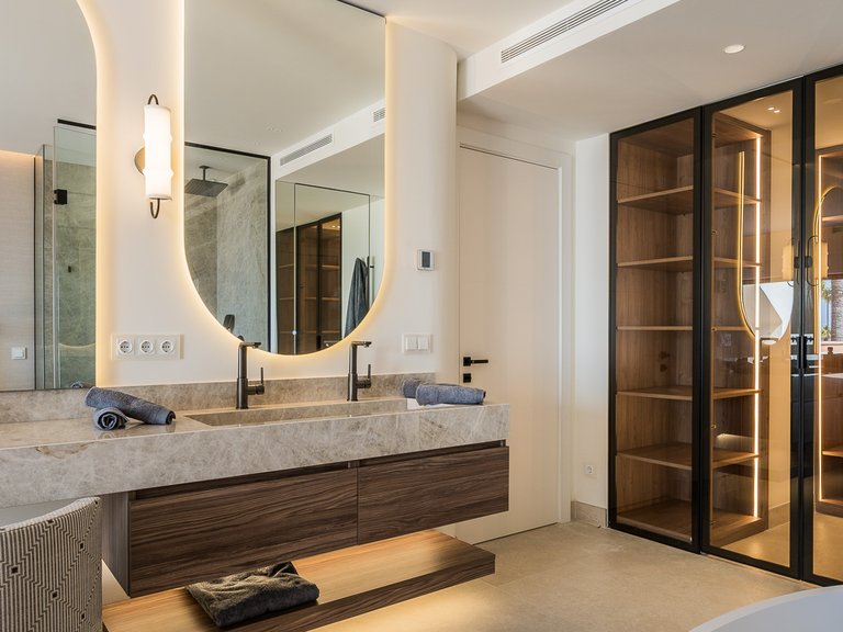 Penthouse for Sale in Costa del Sol Estepona, Malaga 14