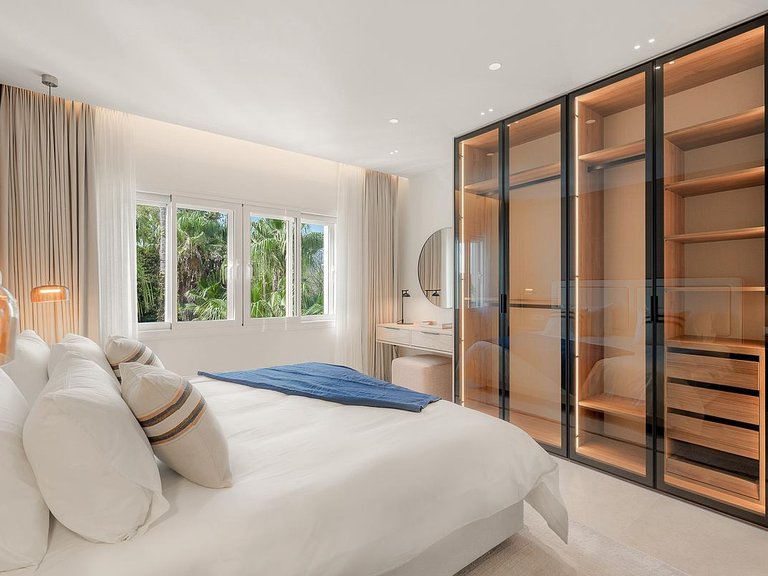 Penthouse for Sale in Costa del Sol Estepona, Malaga 15