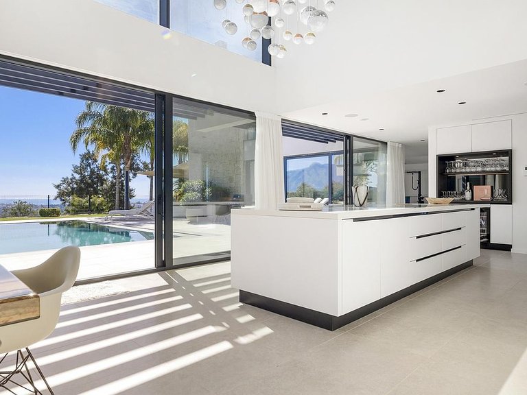 Villa for Sale in Costa del Sol Benahavís, Malaga 10