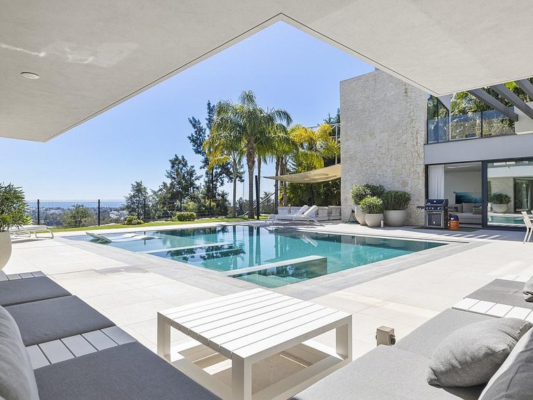 Villa for Sale in Costa del Sol Benahavís, Malaga 12