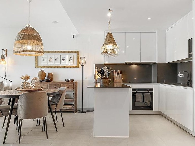 Apartment for Sale in Costa del Sol Estepona, Malaga 5