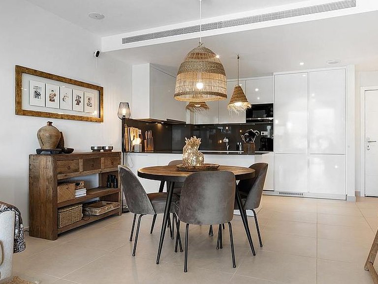 Apartment for Sale in Costa del Sol Estepona, Malaga 6