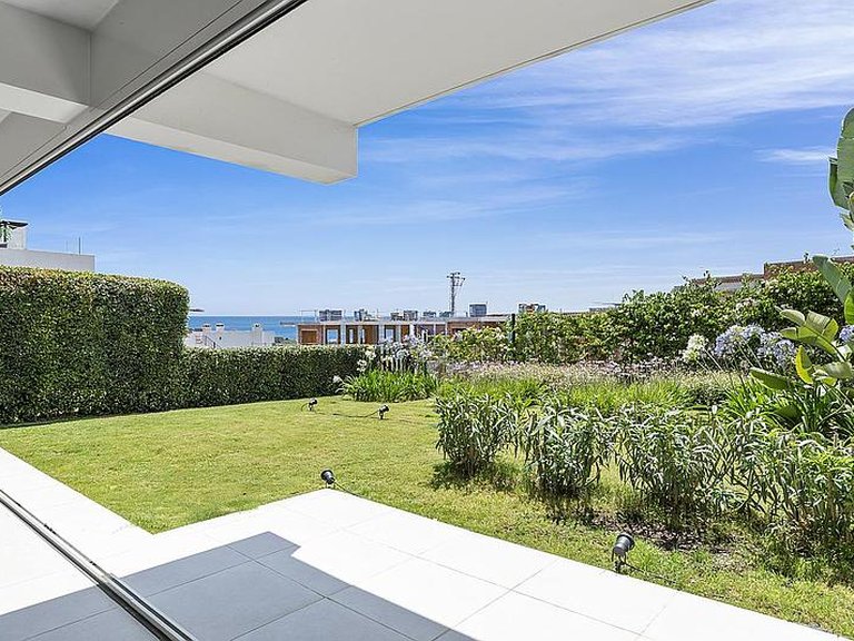 Apartment for Sale in Costa del Sol Estepona, Malaga 10