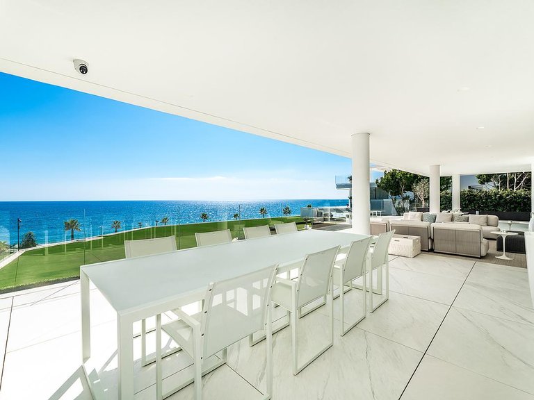 Apartment for Sale in Costa del Sol Estepona, Malaga 8