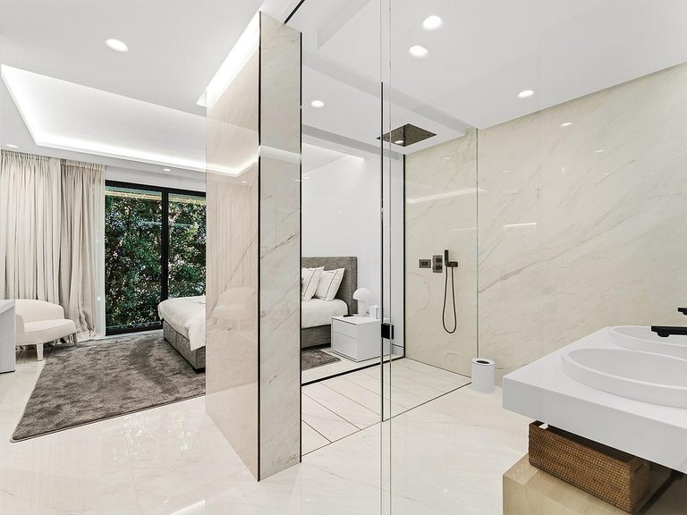 Apartment for Sale in Costa del Sol Estepona, Malaga 16