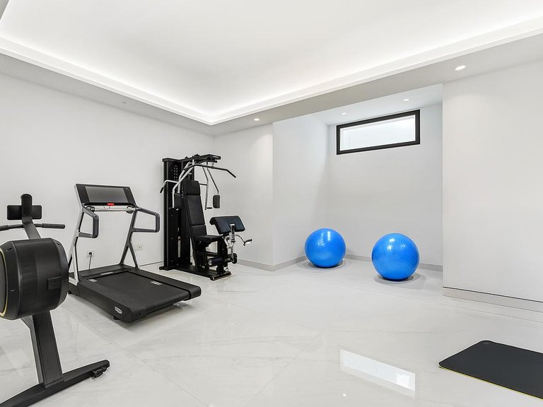 Apartment for Sale in Costa del Sol Estepona, Malaga 17