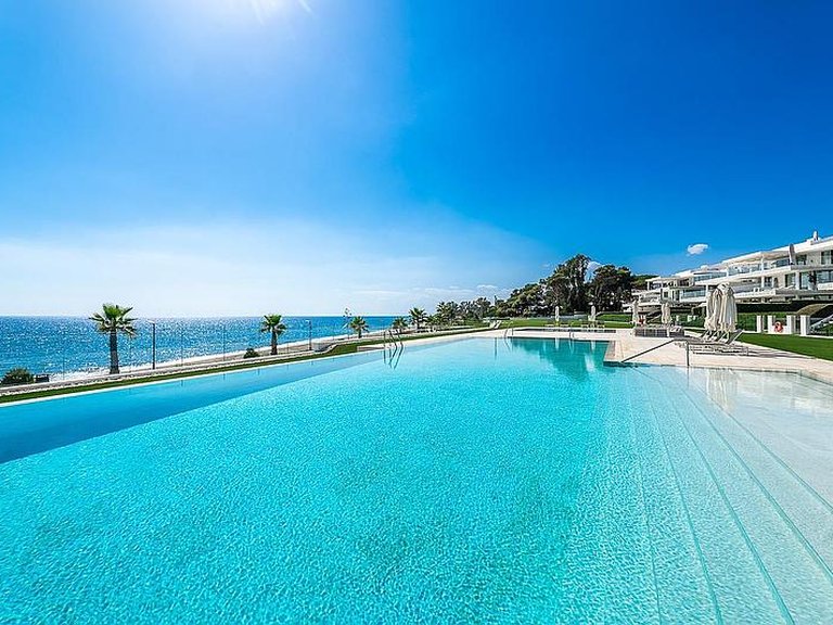 Apartment for Sale in Costa del Sol Estepona, Malaga 20