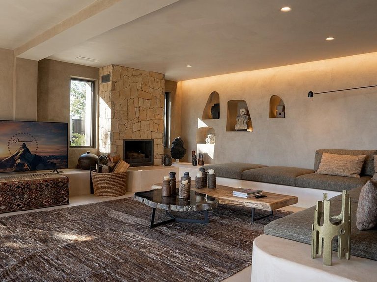 Villa for Sale in Costa del Sol Estepona, Malaga 4