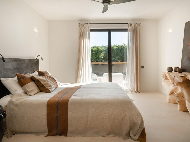 Villa for Sale in Costa del Sol Estepona, Malaga 15