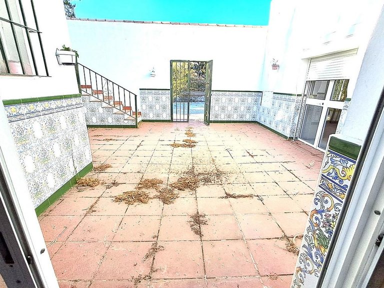 Villa for Sale in Costa del Sol Estepona, Malaga 2