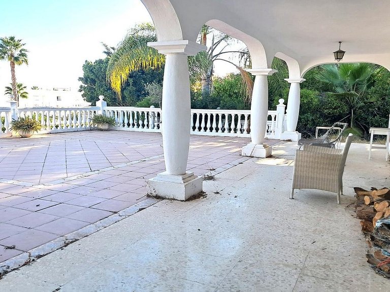 Villa for Sale in Costa del Sol Estepona, Malaga 19