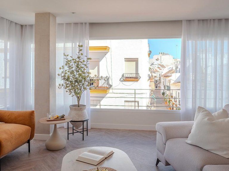 Apartment for Sale in Costa del Sol Estepona, Malaga 1