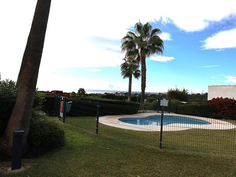Apartment for Sale in Costa del Sol Calahonda, Malaga 17