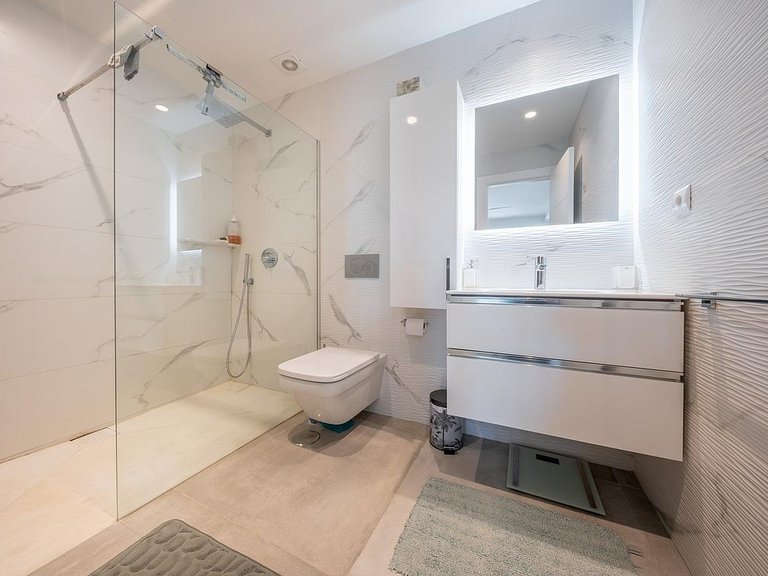 Apartment for Sale in Costa del Sol Nueva Andalucía, Malaga 16
