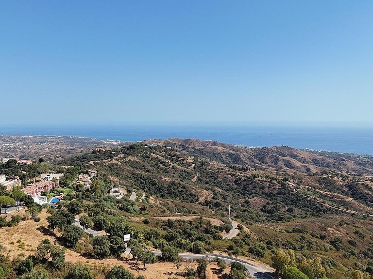 Plot for Sale in Inland La Mairena, Malaga 2