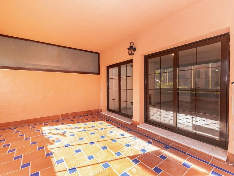 Apartment for Sale in Costa del Sol Estepona, Malaga 4