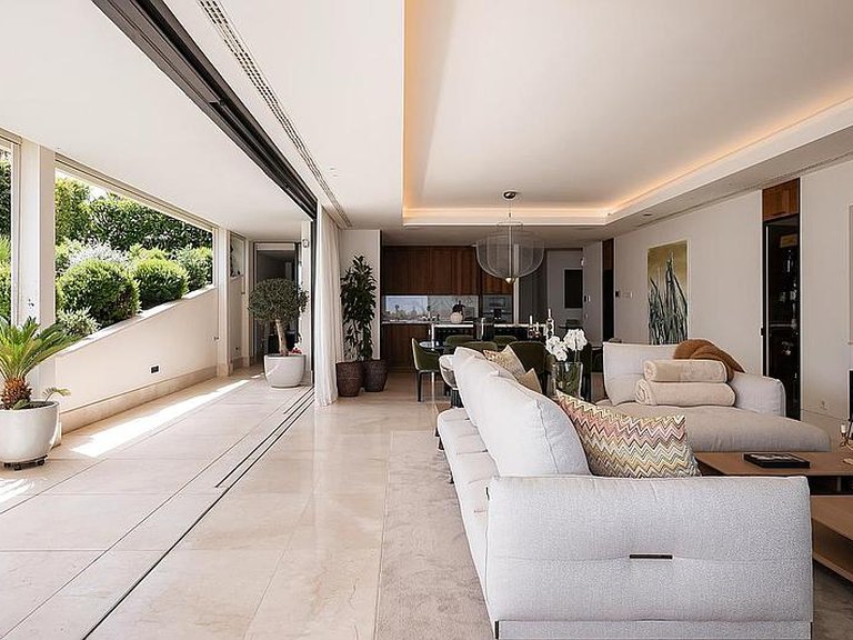 Apartment for Sale in Inland La Quinta, Malaga 7