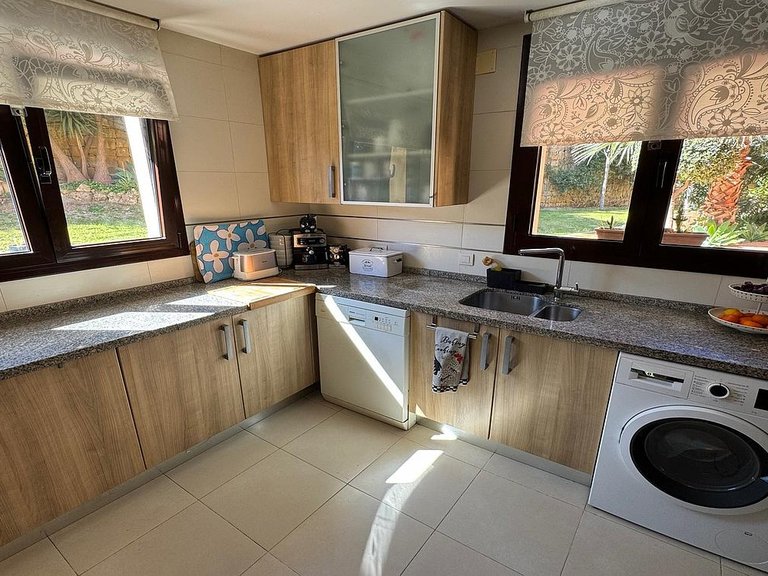 Town House for Sale in Costa del Sol Estepona, Malaga 10