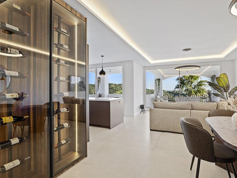 Apartment for Sale in Costa del Sol Benahavís, Malaga 1