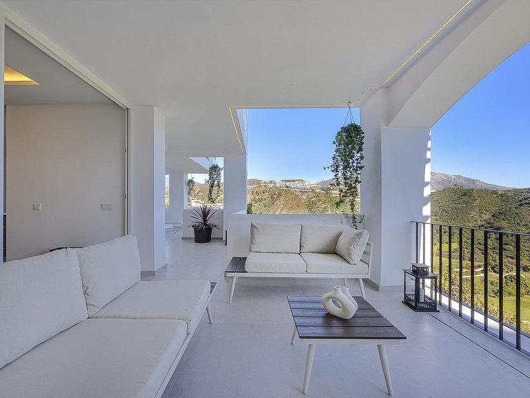 Apartment for Sale in Costa del Sol Benahavís, Malaga 5