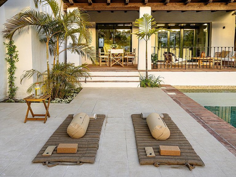 Villa for Sale in Costa del Sol Estepona, Malaga 14