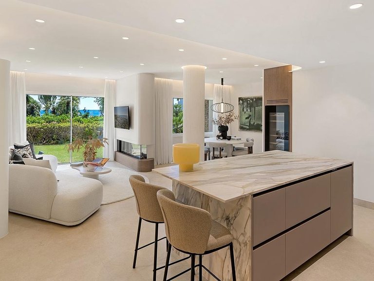 Apartment for Sale in Costa del Sol Estepona, Malaga 3