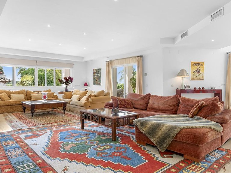 Villa for Sale in Costa del Sol Benahavís, Malaga 4