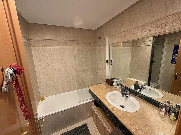 Apartment for Sale in Costa del Sol Estepona, Malaga 8