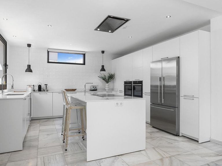Villa for Sale in Costa del Sol Nueva Andalucía, Malaga 8
