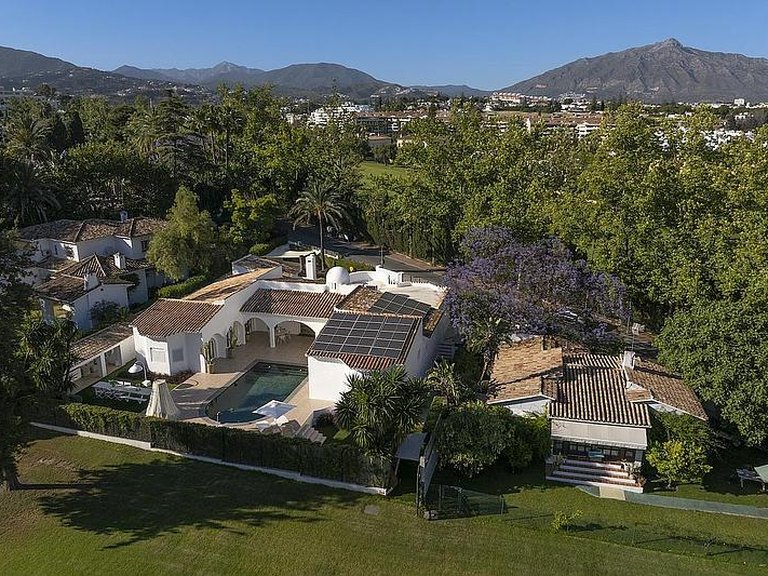Villa for Sale in Costa del Sol Marbella, Malaga 20