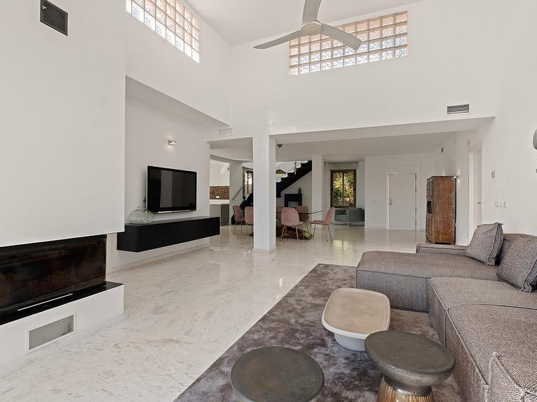 Penthouse for Sale in Inland La Mairena, Malaga 6