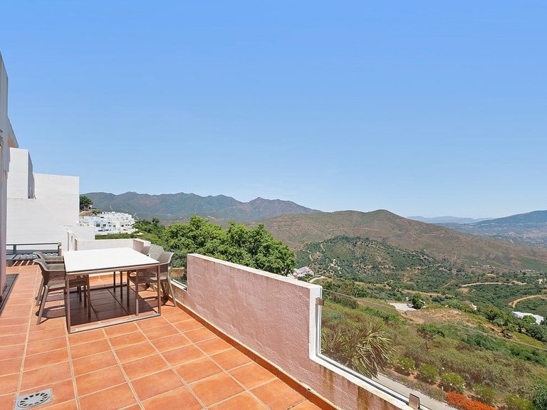 Penthouse for Sale in Inland La Mairena, Malaga 10